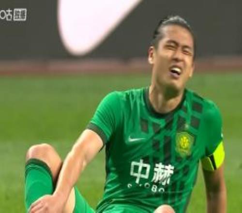 高原主場拼到透支！玉昆33國安完場，張玉寧露出痛苦表情