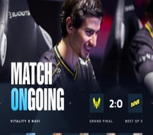 ropz&火仔極致兜底NAVI被鎖11分小蜜蜂贏下圖二拿賽點