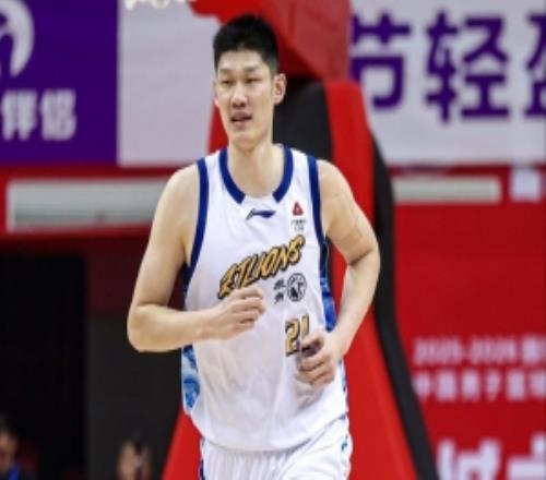 腳踩懸崖！廣廈本賽季常規(guī)賽主場20勝1負季后賽主場首秀便失利