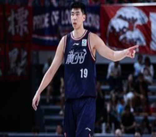 直播吧：徐昕已經(jīng)收到NBA球隊試訓與夏季聯(lián)賽邀請函！