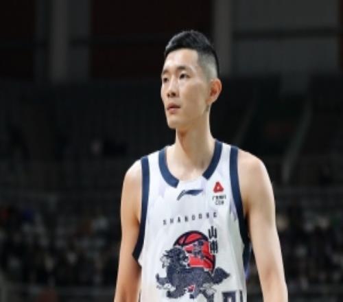 独木难支！陈林坚半场9中5拿下13分全队唯一上双&并列两队最高