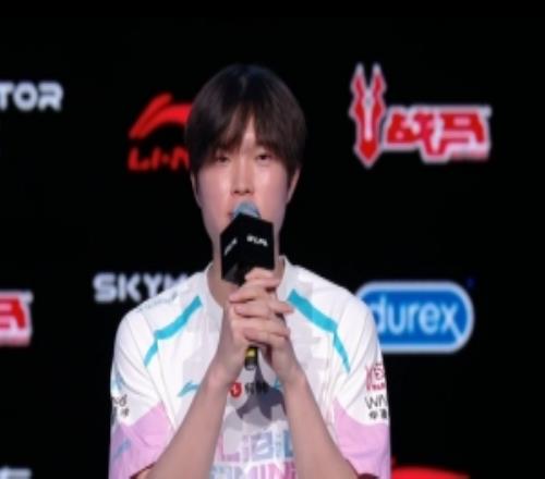 Bin賽后采訪：我們一直都在進步,沒有很自律健身每天都在"放縱"