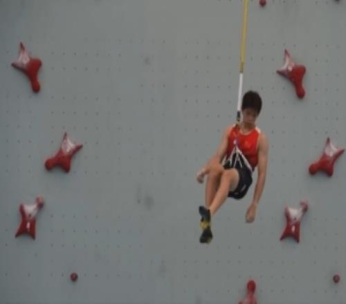4秒54！中国选手赵一程打破由自己保持的男子速度攀岩世界纪录