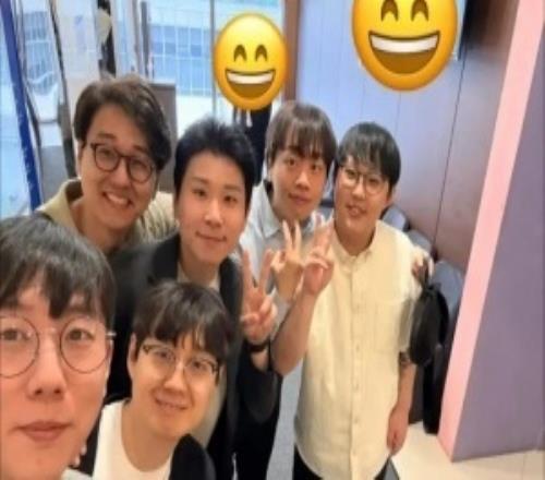 PawN分享looper婚禮現場及三星隊友合影：亨碩哥新婚快樂