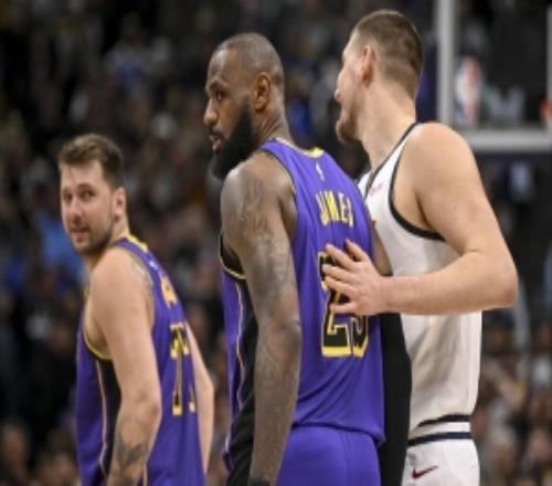 NBA歷史季后賽場均至少20+7+7球員：詹姆斯東契奇約基奇巴恩斯