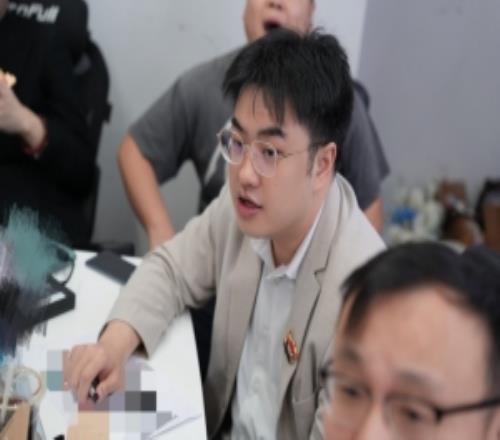 AL教練：我們跟JDG都是以打野為核心今天在這方面沒有準(zhǔn)備好