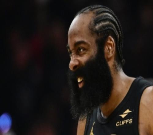 哈登生涯第25次在季后賽至少砍下20分10助攻獨占NBA歷史第6位