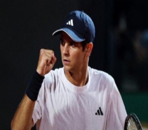 ATP1000羅馬大師賽第四輪：霍達(dá)爾20擊敗勒納錢(qián)，晉級(jí)八強(qiáng)