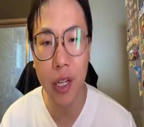 解說：騎士若繼續(xù)讓CC孤立無援將會有利但自己會出現(xiàn)客場斷電