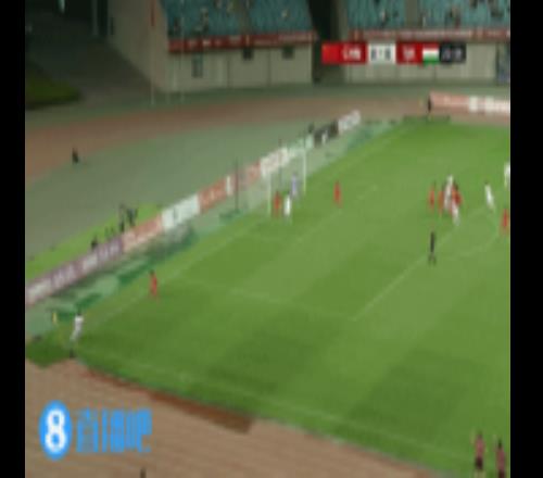 國(guó)少01落后塔吉克斯坦U16！對(duì)方角球機(jī)會(huì)中頭球接力破門