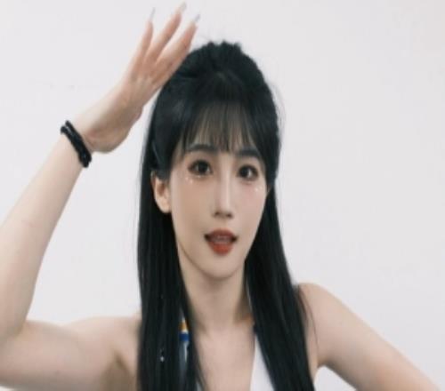 京滬大戰(zhàn)！北京男籃啦啦隊(duì)隊(duì)長(zhǎng)曬照：晉級(jí)半決賽啦520見(jiàn)咯