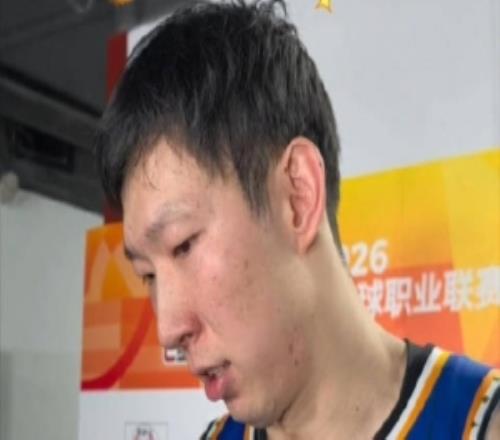 助球隊反超！周琦：第二節(jié)拒絕下場休息是想保持優(yōu)勢到半場結(jié)束