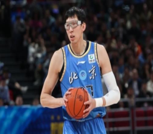 盡力了！周琦7中5高效拿下13分9籃板2助攻2蓋帽