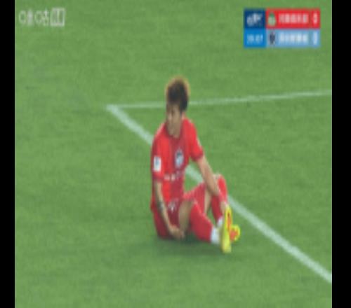 鄭達倫無對抗狀態(tài)下受傷無法堅持，楊意林替補登場