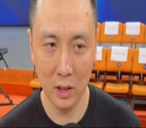 盧偉：對北京隊雙塔做細致部署我們把籃投出來效果就不一樣了