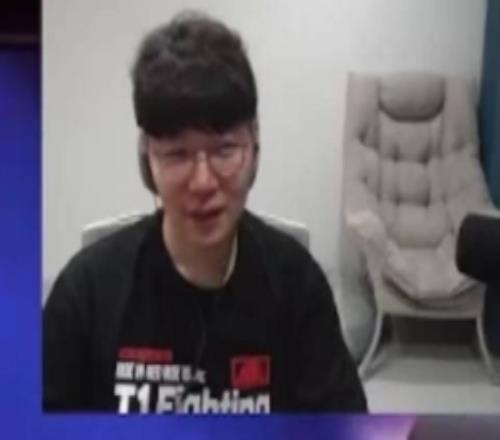 MaRin：PeyzKeria的配合實(shí)在太默契你倆干脆打到LOL滅亡為止吧