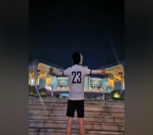 张英凯:感谢山东球迷还记得我谢场时你们一遍一遍呼喊我的名字