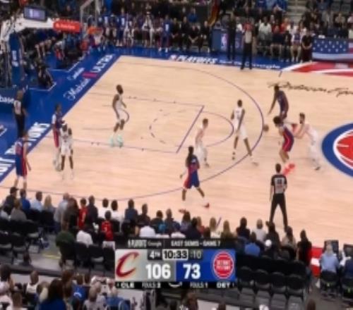 你真的是全明星騎士幾乎放棄防守杜倫空籃竟然沒上進(jìn)！