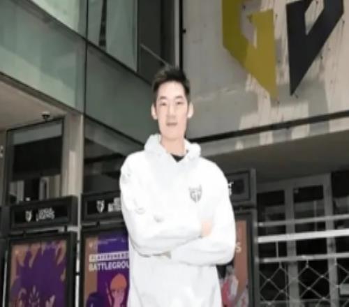 Reddit热议GEN老板言论：把三叔架在火上烤T1也该发声了