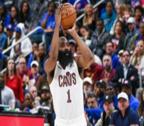 外線失靈！哈登今天三分8中1過去兩場比賽合計14中1