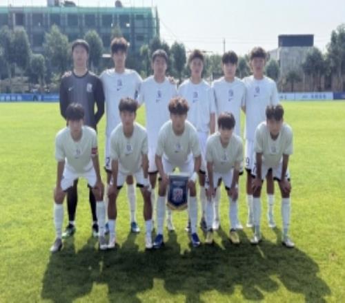 青少年足球聯(lián)賽男子U20組上海申花22湖北青年星