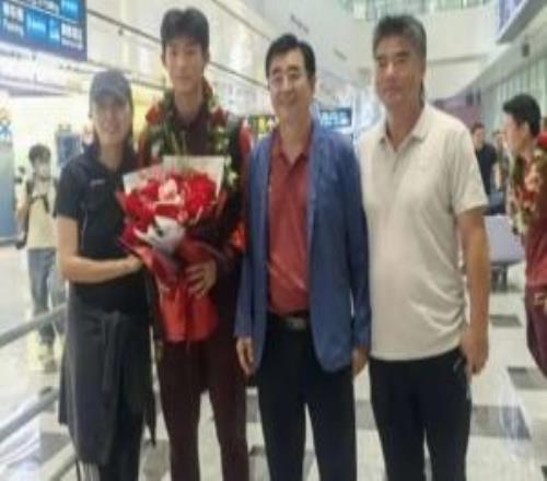 趙松源一家回信宋凱：會引導(dǎo)孩子堅定留洋信念矢志拼搏為國爭光