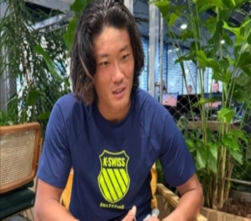 張之臻：比賽輸?shù)舾杏X解脫了，在場上時(shí)就想盡早結(jié)束，但又想再拼