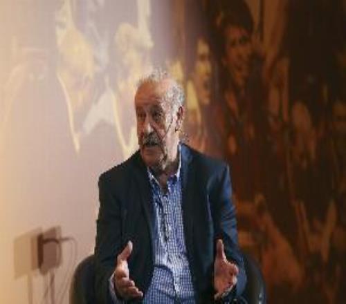 阿斯：自博斯克之后，還沒(méi)有西班牙教練在皇馬取得成功