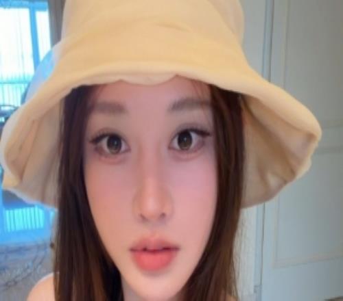 五五開前女友趙夢玥曬照：好喜歡我在韓國買的這個(gè)眼睫毛