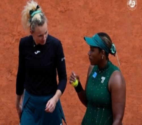 奪冠！法網(wǎng)女雙決賽：西尼亞科娃湯森德20勝達尼麗娜克魯尼奇