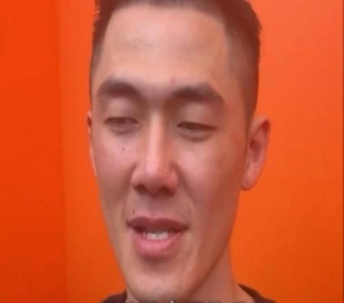 劉錚：我也希望在上海男籃再打一年球隊氛圍超級好