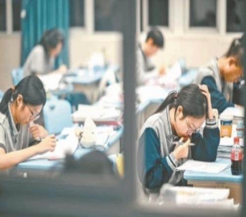 高考今天开考：新增AI监考员、智能眼镜带入即作弊