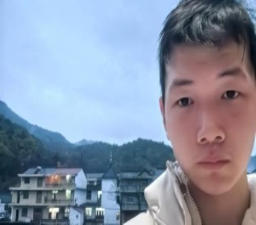 Creme更博：上一世被WE32拿下這一世我要奪回屬于我的一切