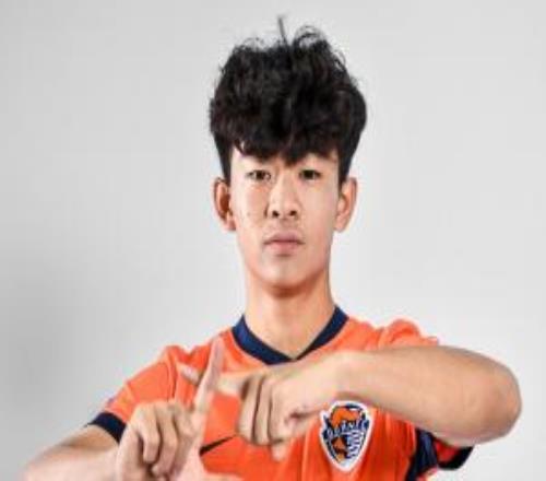 17歲鄺兆鐳首次獲得德轉身價賦值，初始賦值17.5萬歐元