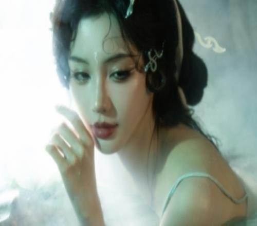 KPL主持人詩詩發布寫真：你懂什么，做人哪有做妖有趣