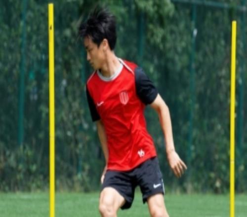 蓉城訓(xùn)練動態(tài)充電中...