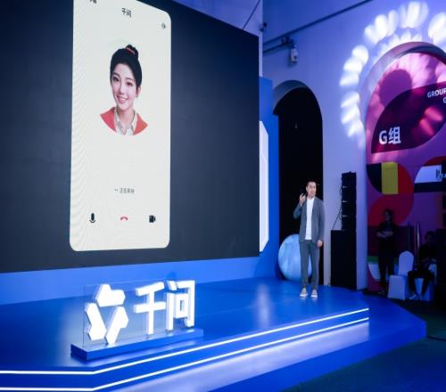知名足球解說黃健翔與千問pk預(yù)測(cè)