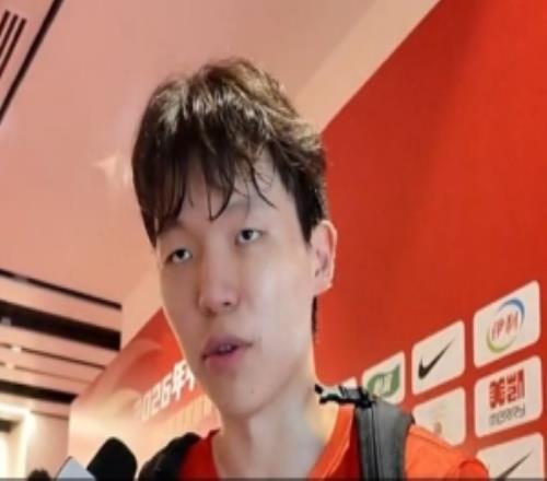 杨瀚森打趣:焦泊乔以大欺小用最好的状态去迎接比赛