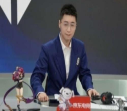 王多多回顧昨日預測：開賽來最滿意的一期我都站在市場的對立面