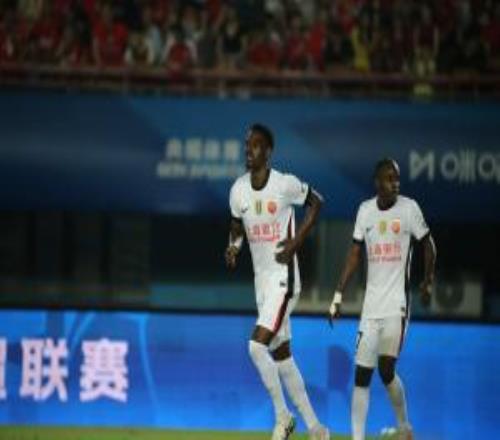 海港21逆轉(zhuǎn)河南李新翔破門讓克勞德制勝古斯塔沃進球腳尖越位