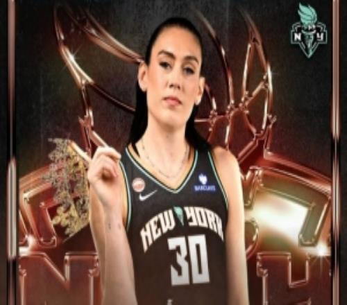 决赛砍下25分11板4助2断2帽!斯图尔特当选WNBA总裁杯MVP