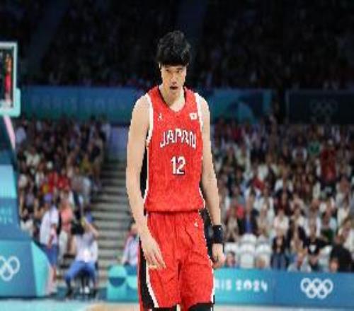 渡边雄太11投5中&三分4中1&罚球5中5得到16分4板1助