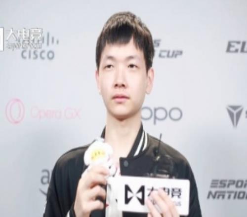 让Kanavi看好自己的F6吧!Creme:没有什么想对其他人证明的东西