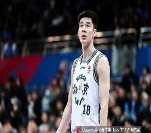 國王夏聯主帥：郭昊文的積極性很不錯沖擊籃筐的能力很強