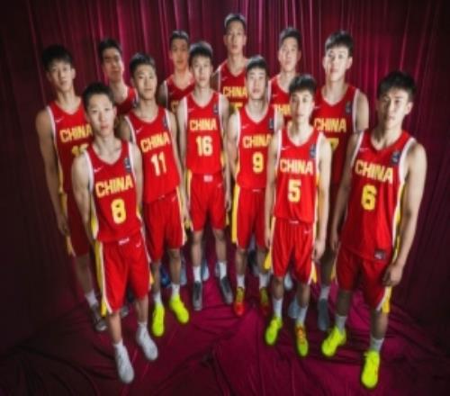 媒體人國青有一些兼具天賦與潛質盼保持銳氣和努力早日為國效力
