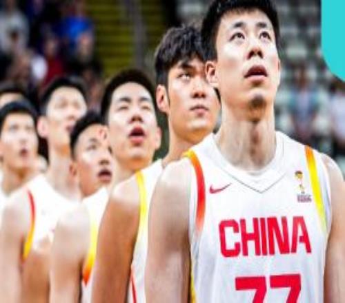 FIBA官方祝賀中國男籃晉級世亞預(yù)二階段封面是未進(jìn)名單的張鎮(zhèn)麟