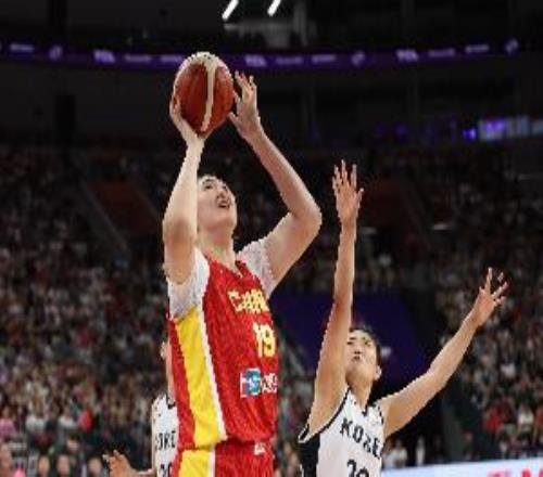 中國女籃惜敗澳大利亞結束首場公開熱身賽