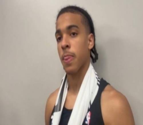 小邁克爾布朗：NBA的球場比大學聯賽更大隊友讓我的轉變很輕松