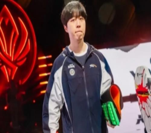 中野GAP！HLE中野合砍0103仿佛路邊BLG中野182爆殺全場