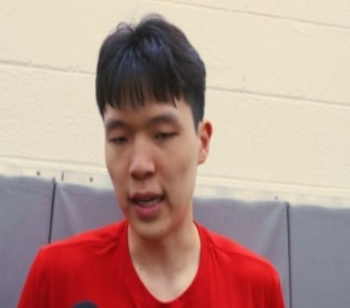 杨瀚森:新教练一些细节抓得很细在场上可以发挥大家的特点!
